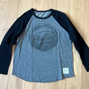 Retro Brand boys varsity Brooklyn basketball shirt M